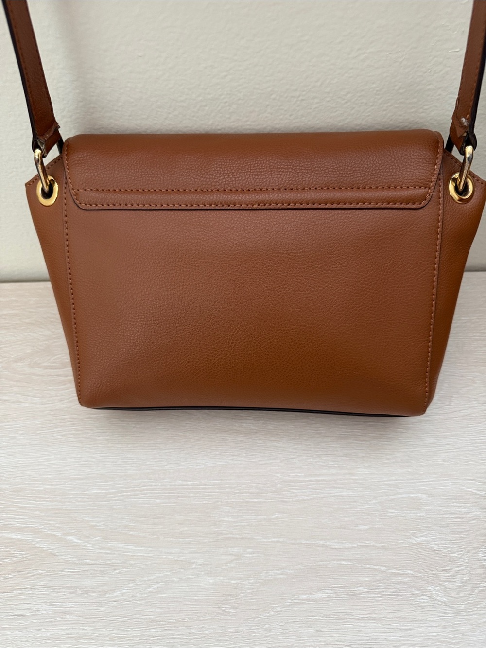 Lauren Ralph Lauren Tan Pebble Leather Crossbody with Gold Plaque - Picture 5 of 16